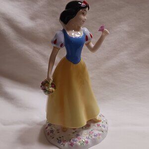 Excellent Condition Vintage Royal Doulton Snow White Figurine